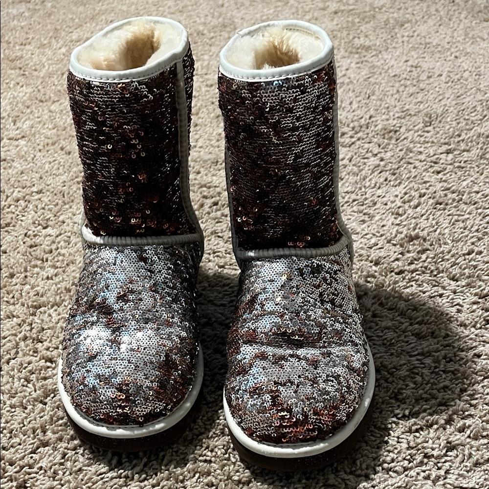 UGG Bronze Sequined Beige Faux Fur Lined Boots (Short)